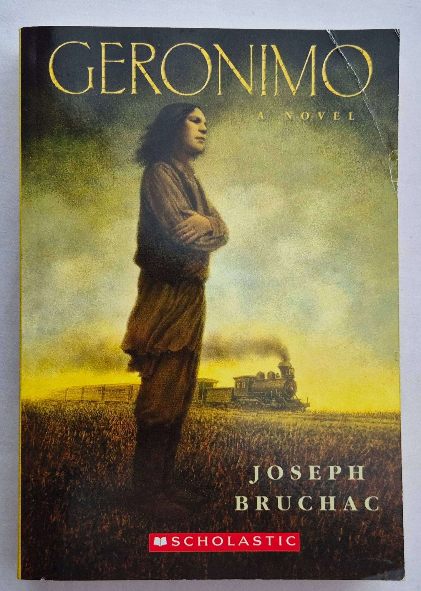 Geronimo: A Novel by Joseph Bruchac (Very Good, 2007, PBK, 360 pages, Scholastic)