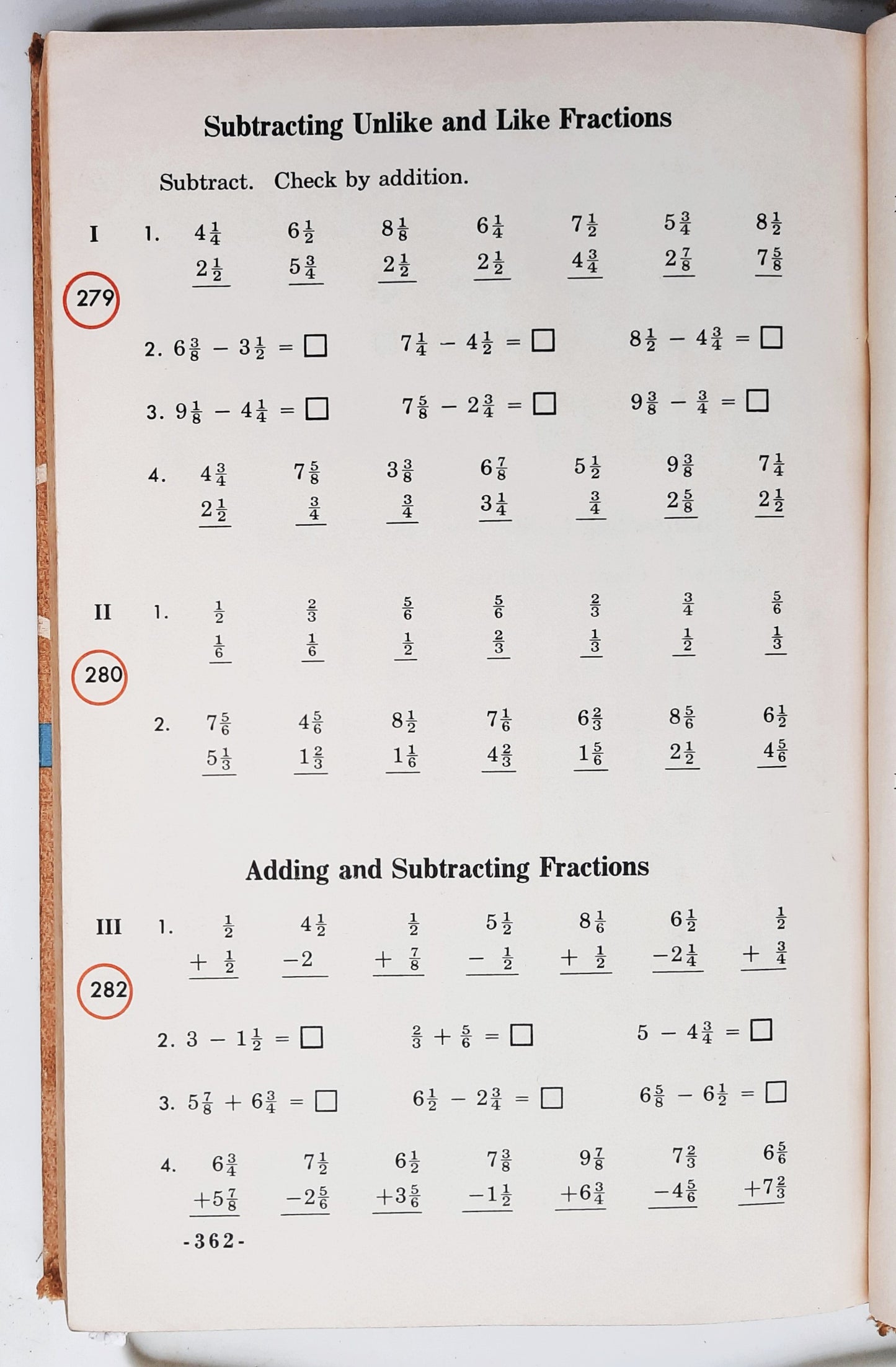 Moving Ahead in Arithmetic Book Five by Leo Brueckner; Foster Grossnickle (Gut, 1963, Geb., 378 Seiten, Holt, Rinehart and Winston)
