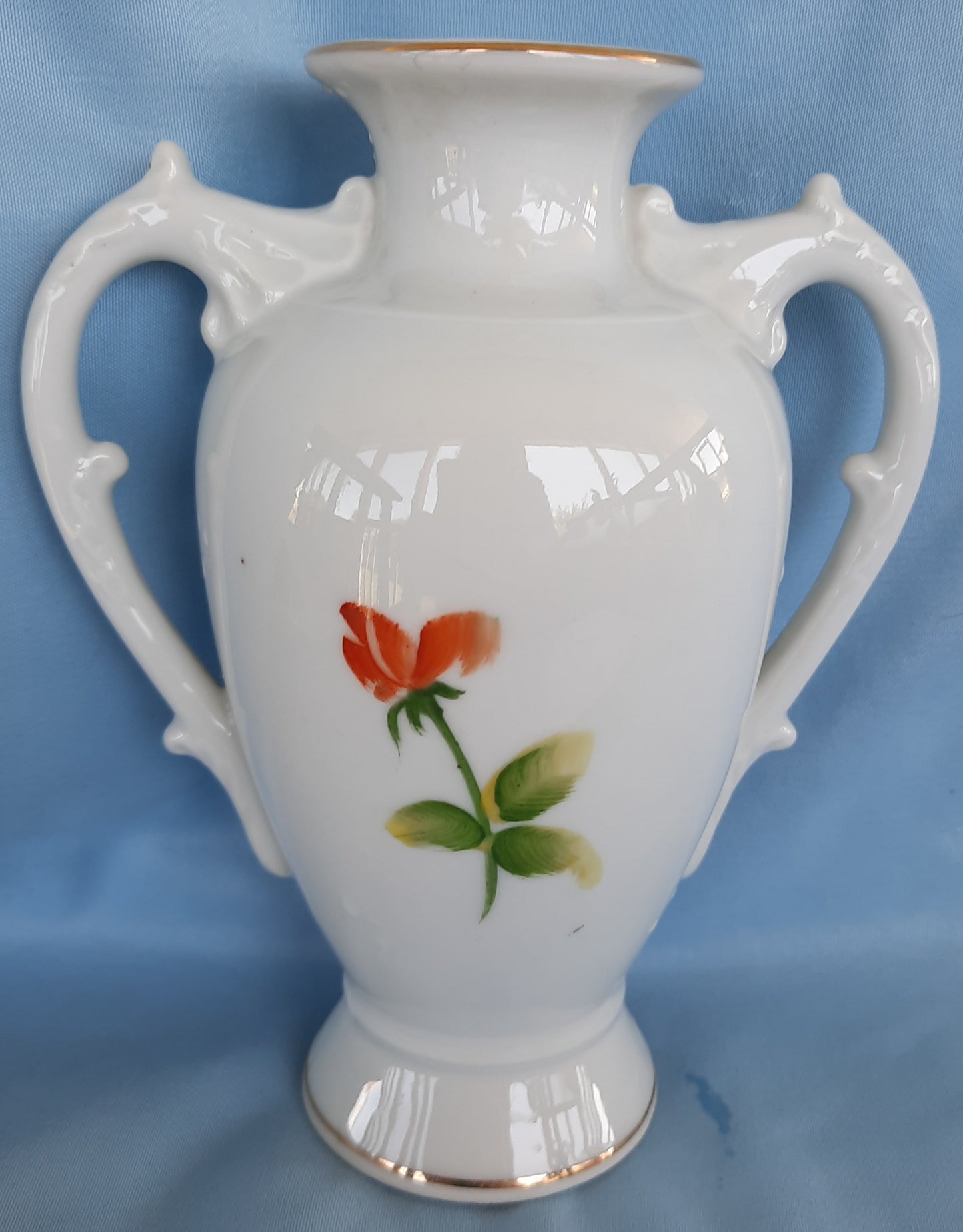 Vintage Bud Vase with Painted Red Rose and Gold Trim  - VERY GOOD Condition