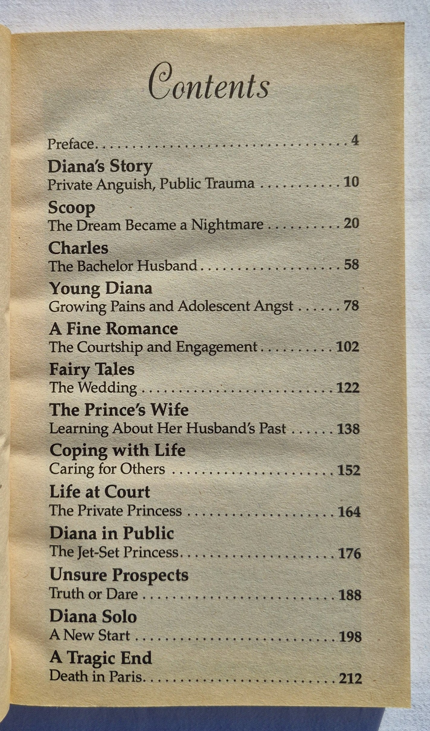 Prinzessin Diana: Ihr Leben 1961-1997 von Richard Buskin (Sehr gut, 1997, Pbk, 224 Seiten, Publications International)