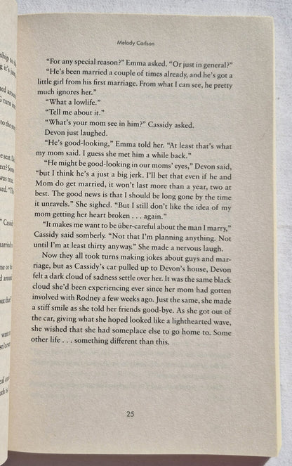 Doppeltes Date von Melody Carlson (The Dating Games #3, Sehr gut, 2015, Pbk, 228 Seiten, Revell)