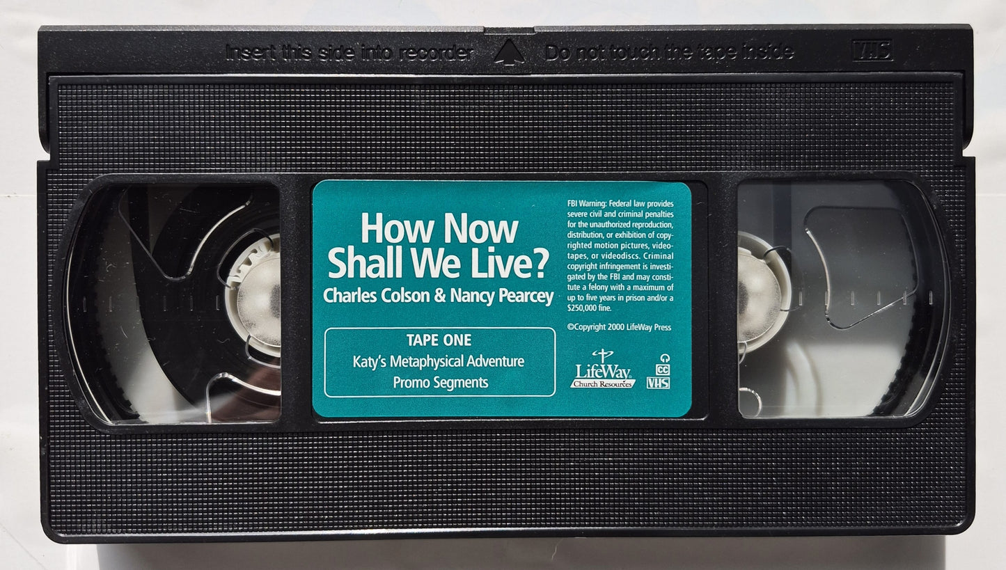 How Now Shall We Live? Adult Leader Kit von Charles Colson; Nancy Pearcy (Gut, 2000, LifeWay Church Resources)