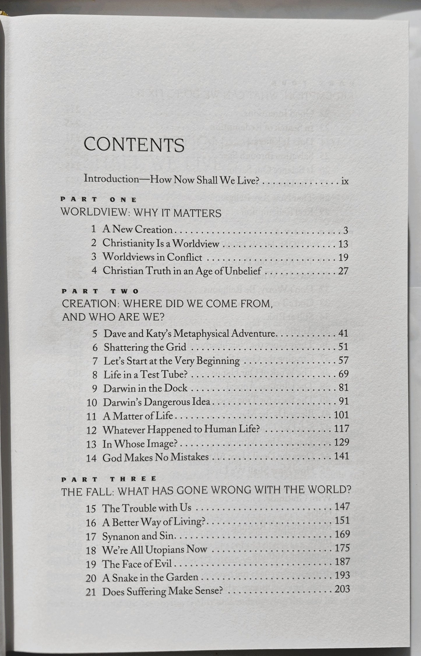 How Now Shall We Live? Adult Leader Kit von Charles Colson; Nancy Pearcy (Gut, 2000, LifeWay Church Resources)
