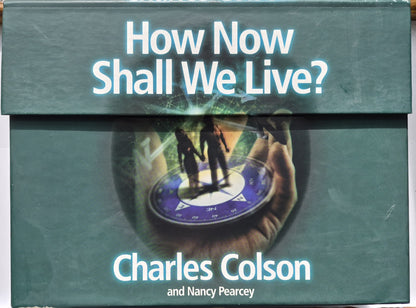 How Now Shall We Live? Adult Leader Kit von Charles Colson; Nancy Pearcy (Gut, 2000, LifeWay Church Resources)