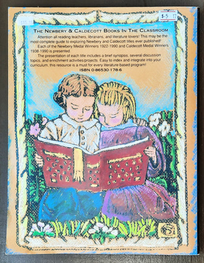 The Newbery & Caldecott Books in the Classroom by Claudette H. Comfort (Good, 1991, Pbk, 143 pages, Incentive)