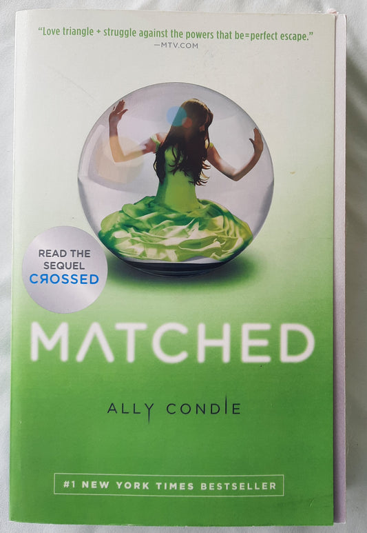 Matched by Ally Condie (Matched #1, Very good, 2011, Pbk, 416 pages, Speak/Penguin)