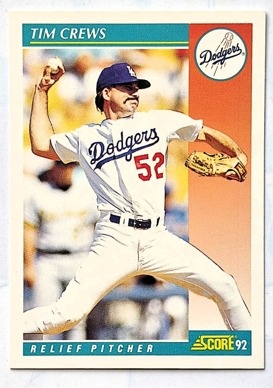 Scott Bailes California Angels Relief Pitcher 1992 Score #331 Baseballkarte (Exzellent)