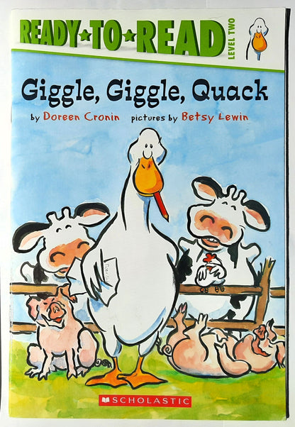 Giggle, Giggle Quack by Doreen Cronin; Betsy Lewin (Very good, 2017, Pbk, 32 pages, Scholastic)