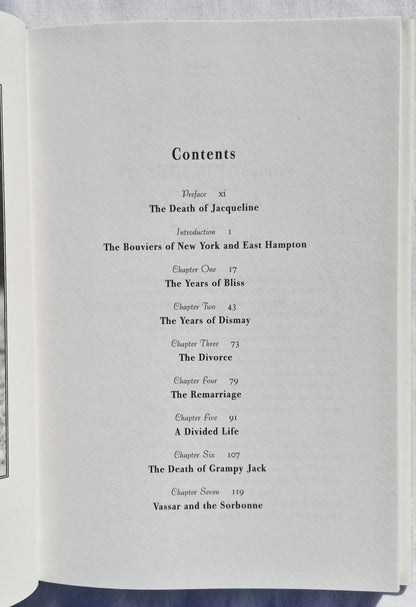Jacqueline Bouvier: Eine intime Biografie von John H. Davis (Wie neu, 1996, HC, 208 Seiten, John Wiley & Sons, Inc.)