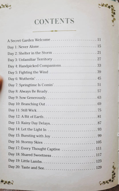 The Secret Garden Devotional: A Chapter-by-Chapter Companion to the Beloved Classic by Rachel Dodge (New, 2022, HC, 24 pages, Barbour)