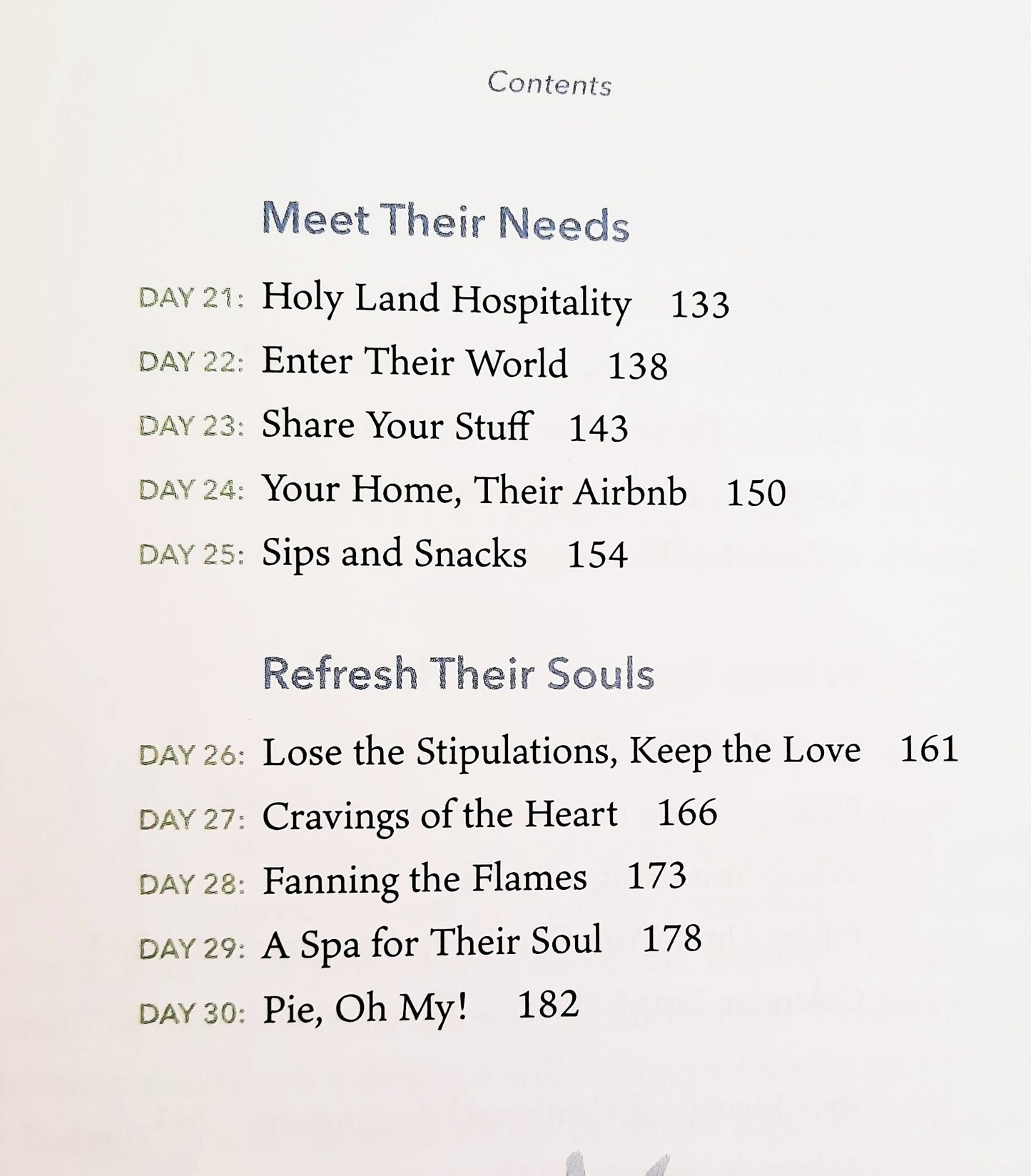Reach Out, Gather In: 40 Days to Opening Your Heart and Home von Karen Ehman (Neu, 2020, gebunden, 256 Seiten, Bethany House)