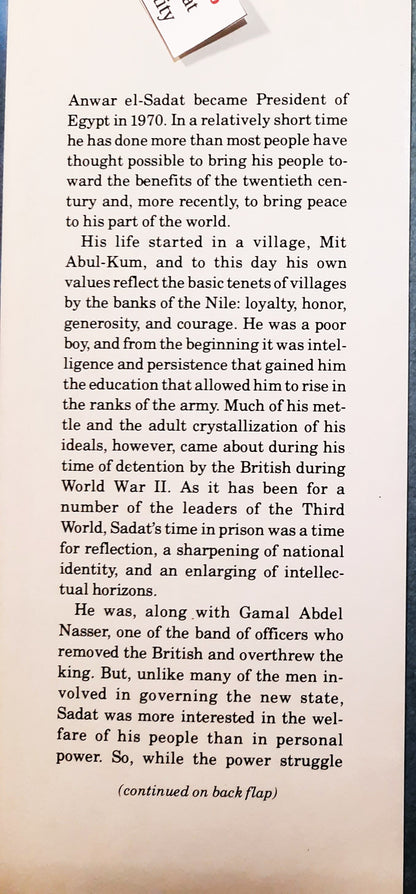 In Search of Identity von Anwar el-Sadat (Gut, 1978, Erstausgabe, Gebunden, 360 Seiten, Harper & Row)