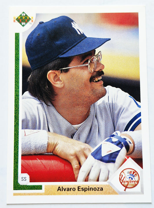 Scott Bailes California Angels Relief Pitcher 1992 Score #331 Baseballkarte (Exzellent)