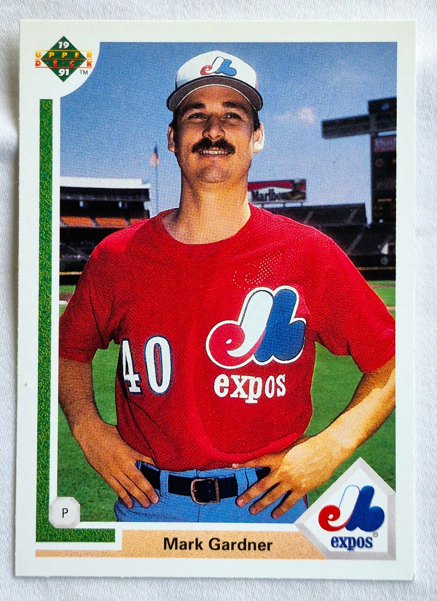Scott Bailes California Angels Relief Pitcher 1992 Score #331 Baseballkarte (Exzellent)