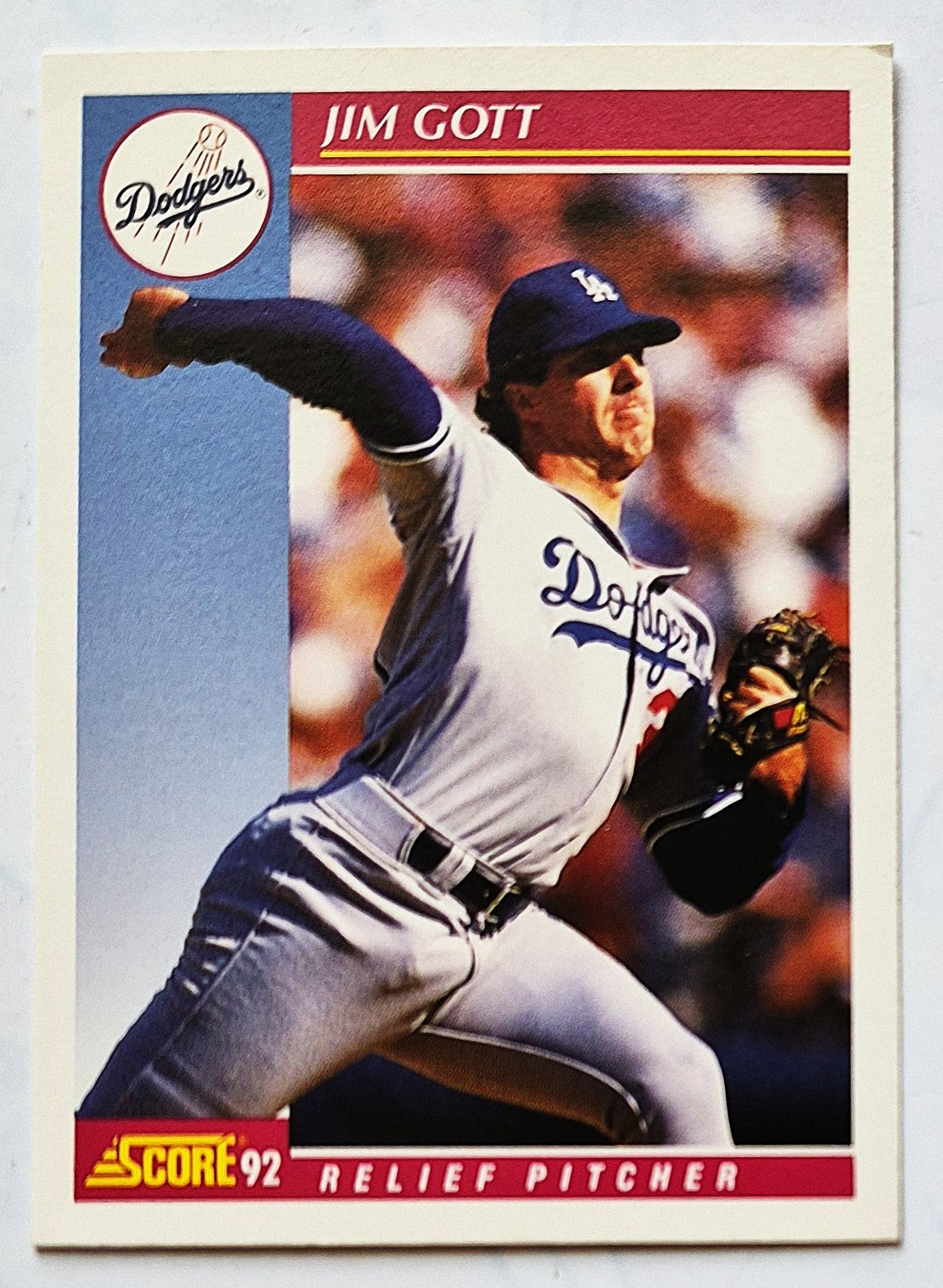 Scott Bailes California Angels Relief Pitcher 1992 Score #331 Baseballkarte (Exzellent)