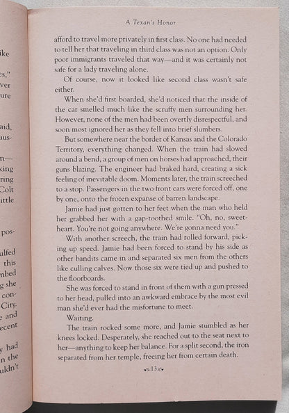 A Texan's Honor by Shelley Gray (Heart of a Hero #2, Very good, 2012, Pbk, 326 pages, Abingdon Press)