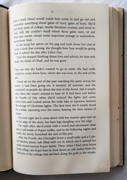 The End of the Pier by Martha Grimes (Good, 1992, HC, 230 pages, Alfred A. Knopf)