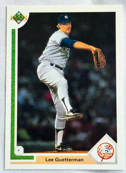Scott Bailes California Angels Relief Pitcher 1992 Score #331 Baseballkarte (Exzellent)