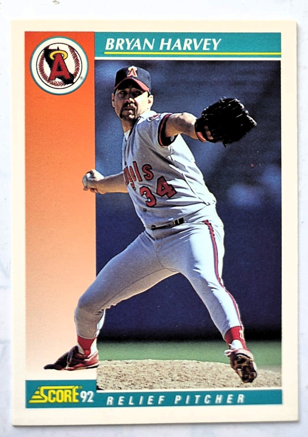 Harvey Bryan California Angels Relief Pitcher #322 Score 1992 Baseball Card