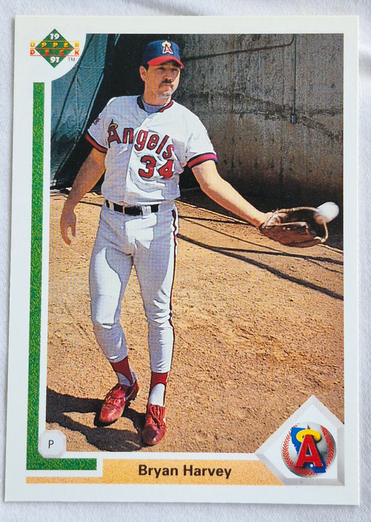 Scott Bailes California Angels Relief Pitcher 1992 Score #331 Baseballkarte (Exzellent)