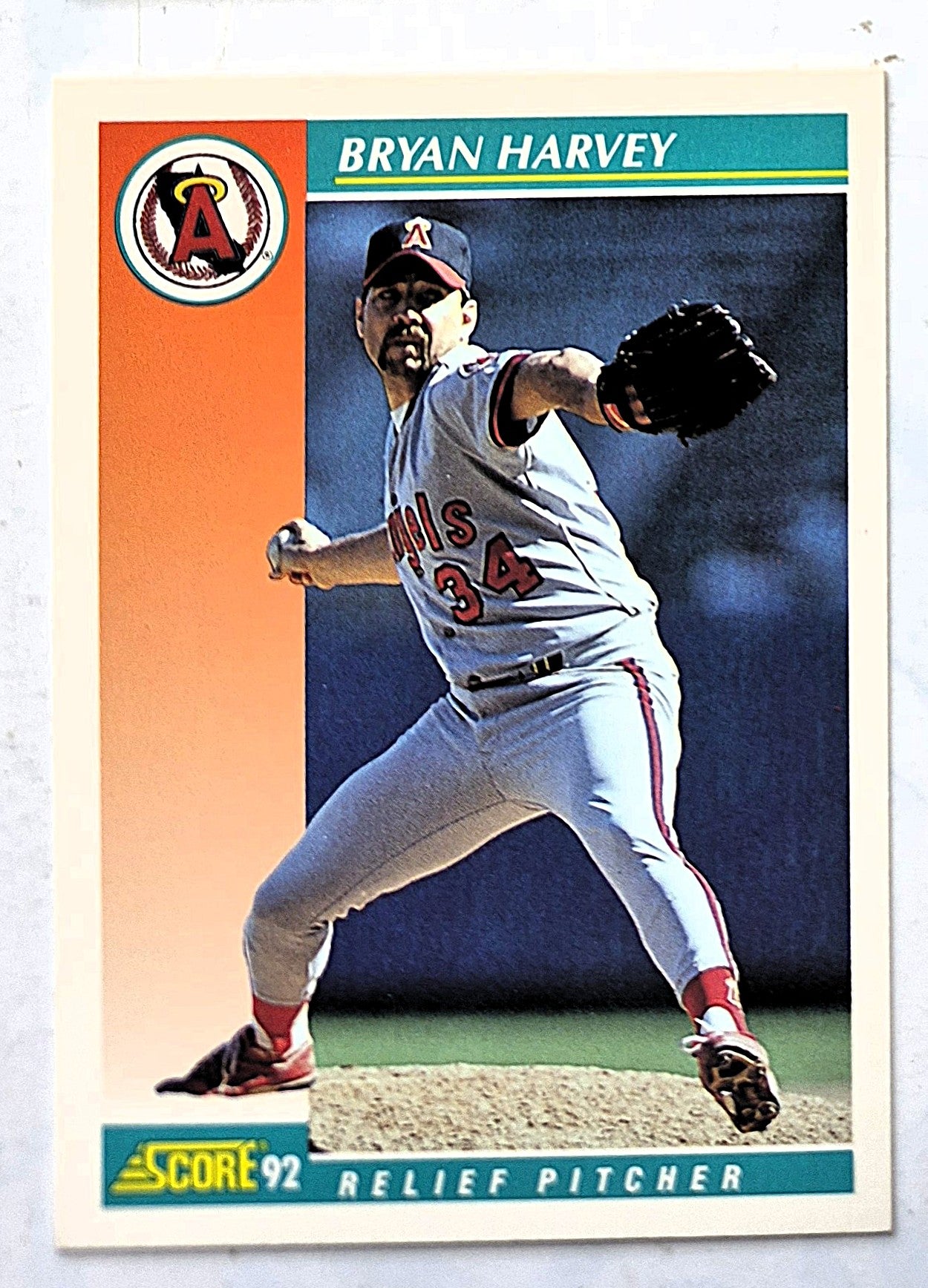 Harvey Bryan California Angels Relief Pitcher #322 Score 1992 Baseball Card