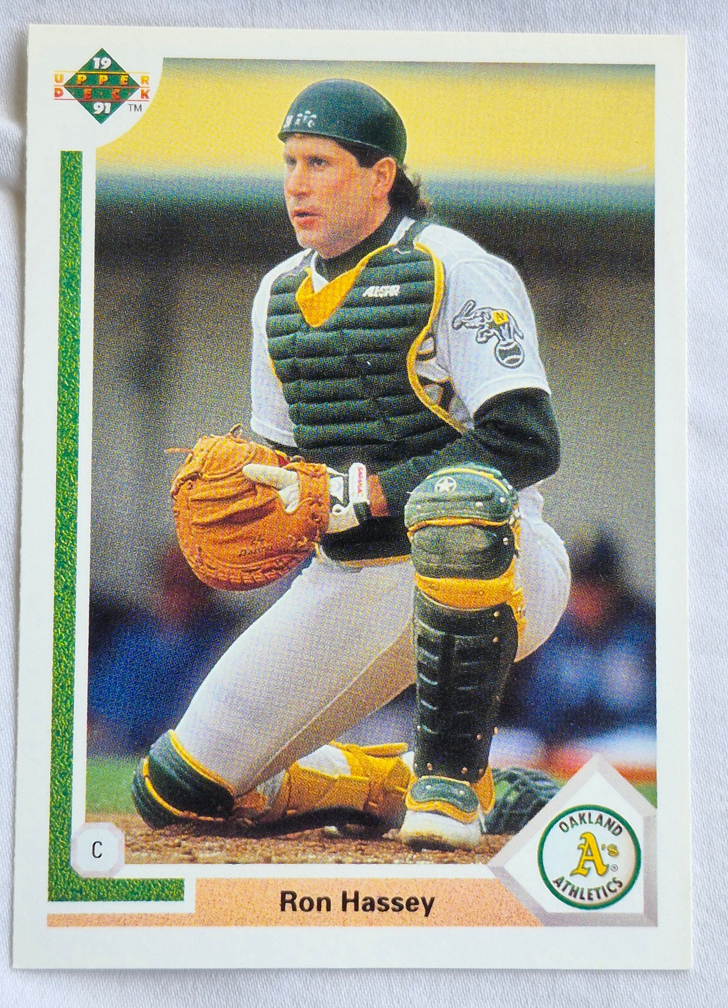 Hassey Ron Oakland Athletics Catcher #401 Upper Deck 1991 Baseball Card