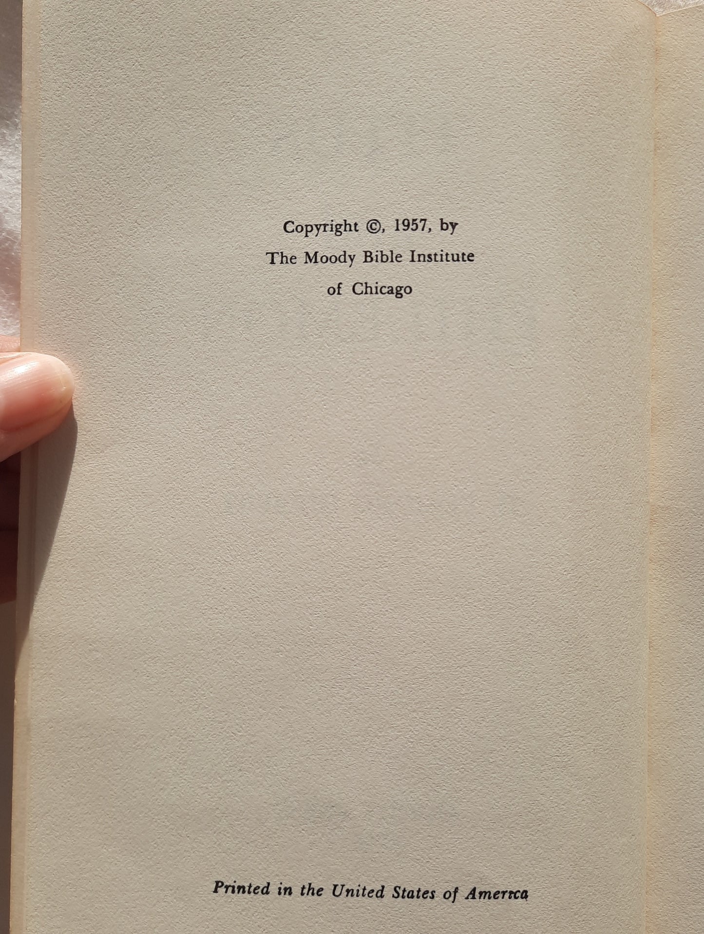 Titus and Philemon by D. Edmond Hiebert (Everyman's Bible Commentary, Very good, 1957, PBk, 128 pages, Moody Press)