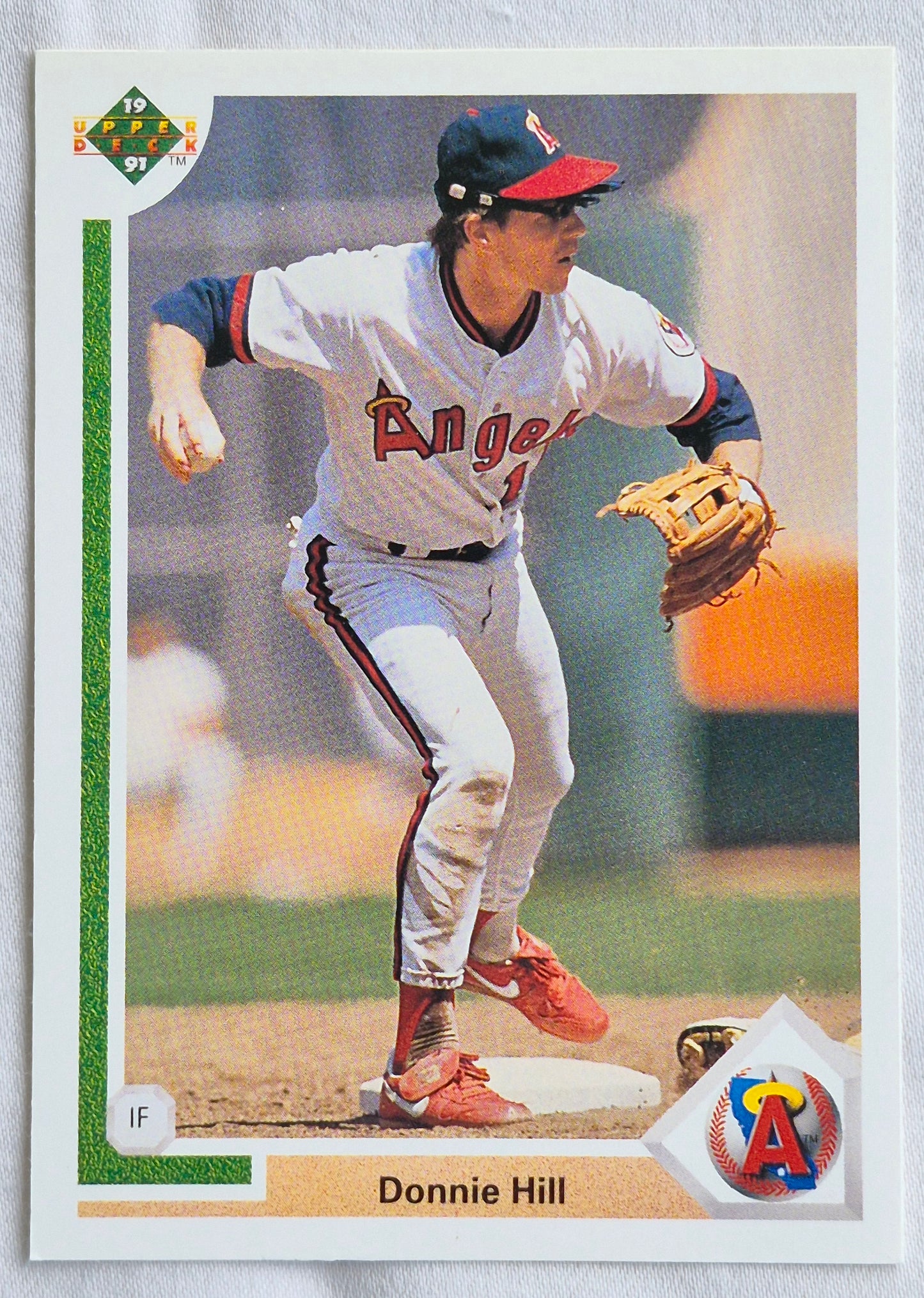 Hill Donnie California Angels Infield #211 Upper Deck 1991 Baseball Card