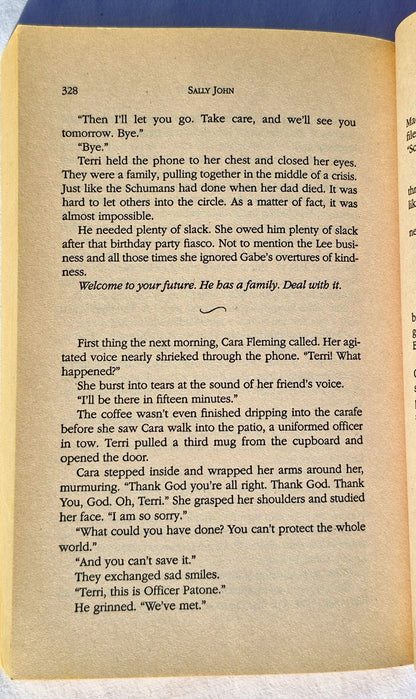 Flash Point #2 von Sally John (In a Heartbeat; Gut, 2004, Taschenbuch, 350 Seiten, Harvest House Publishers)