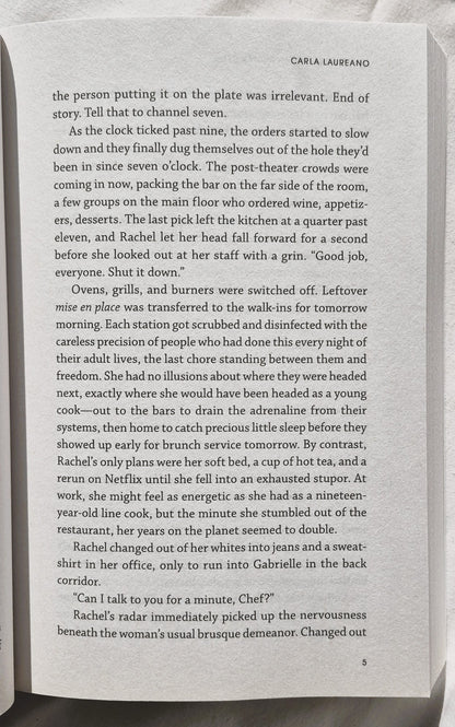 The Saturday Night Supper Club #1 von Carla Laureano (Neu, 2018, Broschiert, Tyndale Fiction)