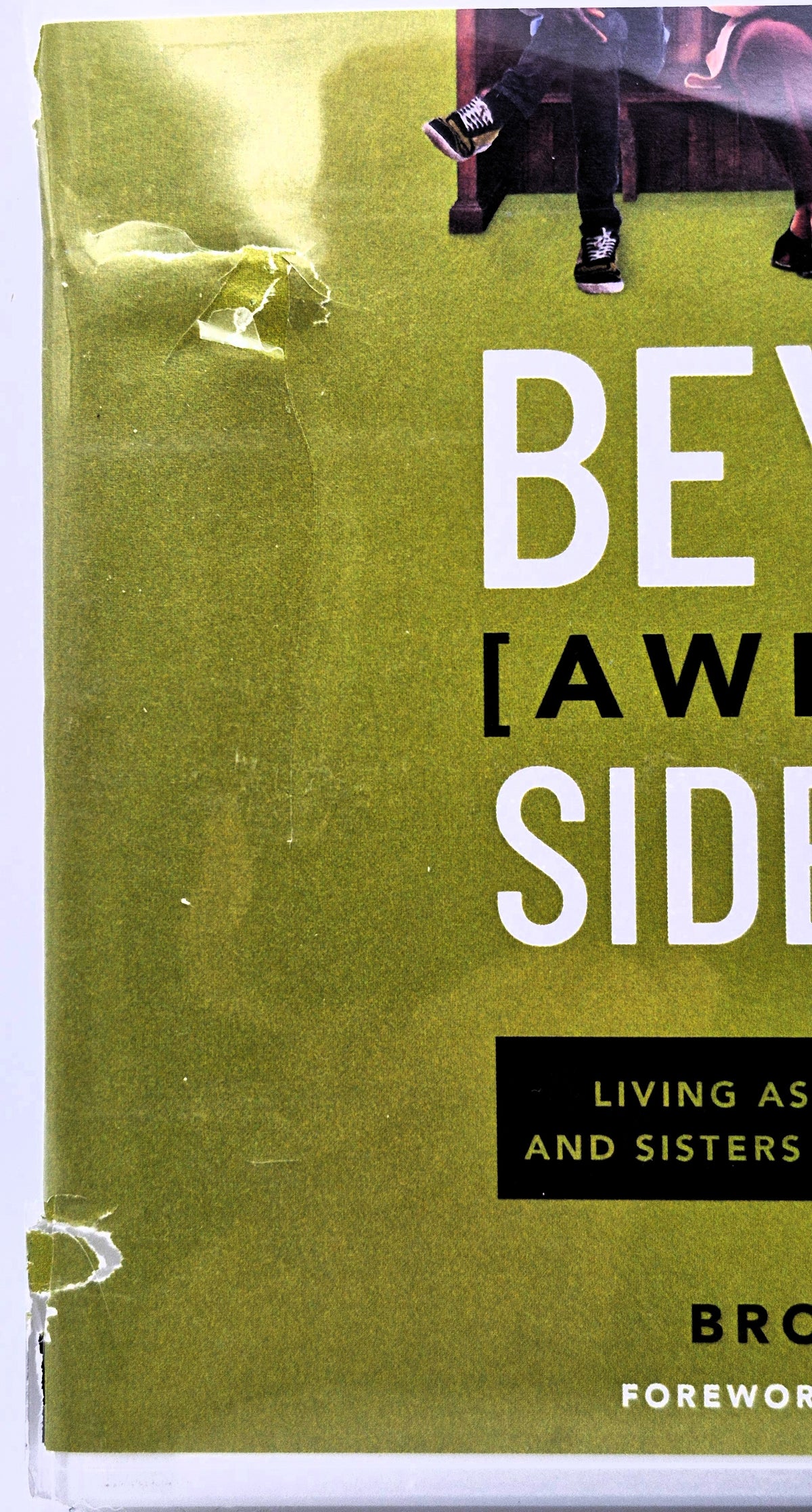 Beyond [Awkward] Side Hugs: Leben als christliche Brüder und Schwestern in einer sexbesessenen Welt [Hörbuch] von Lea Bronwyn (Neu, 2020, Thomas Nelson)
