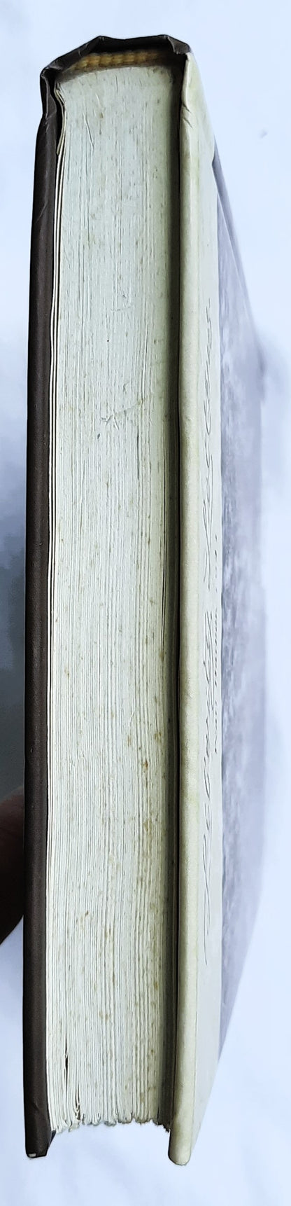 Liberty Letters: The Personal Correspondence of Catherine Clark and Meredity Lyons: Pearl Harbor, 1941 by Nancy LeSourd (Very good, 2004, HC, 231 pages, Zonderkidz)
