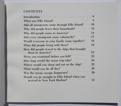 If Your Name Was Changed at Ellis Island by Ellen Levine (Very good, 1993, Pbk, 80 pages, Scholastic)