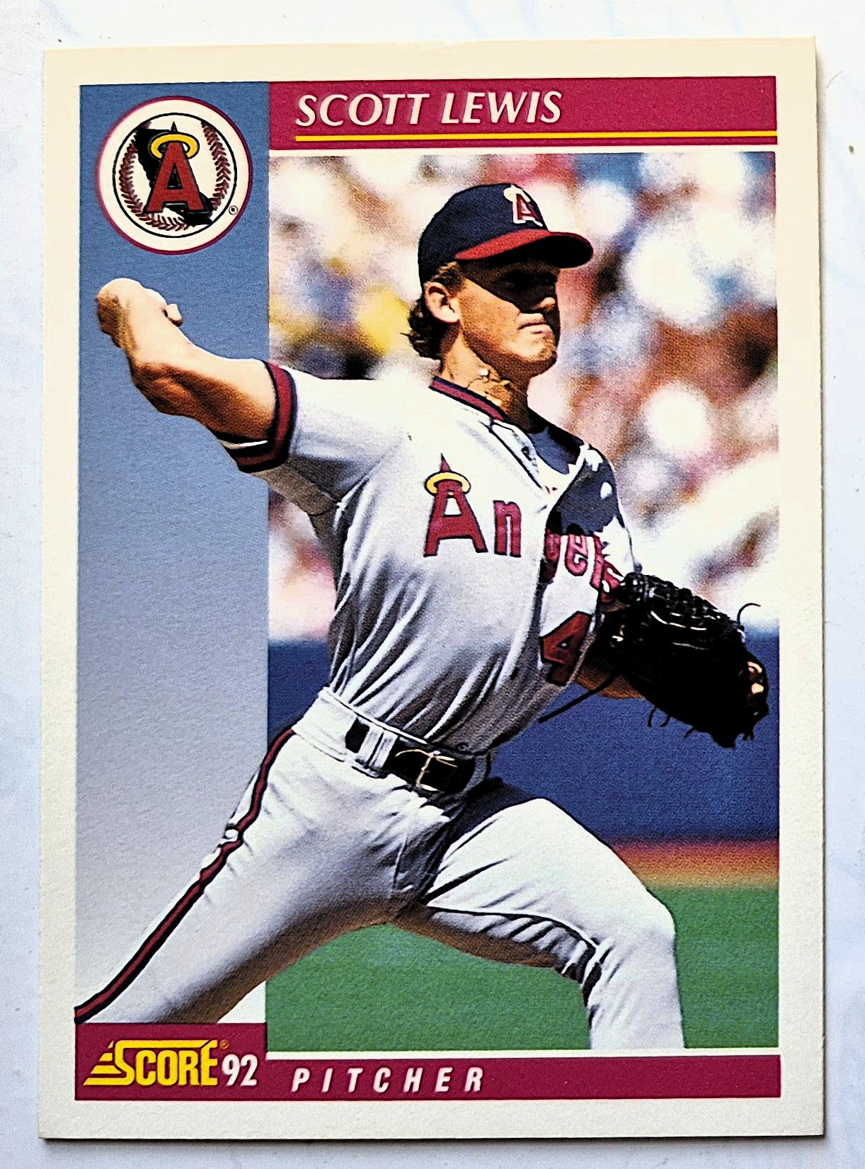 Bewertung '92 Julio Machado Milwaukee Brewers Relief Pitcher #353 Baseballkarte Nahezu Neuwertig