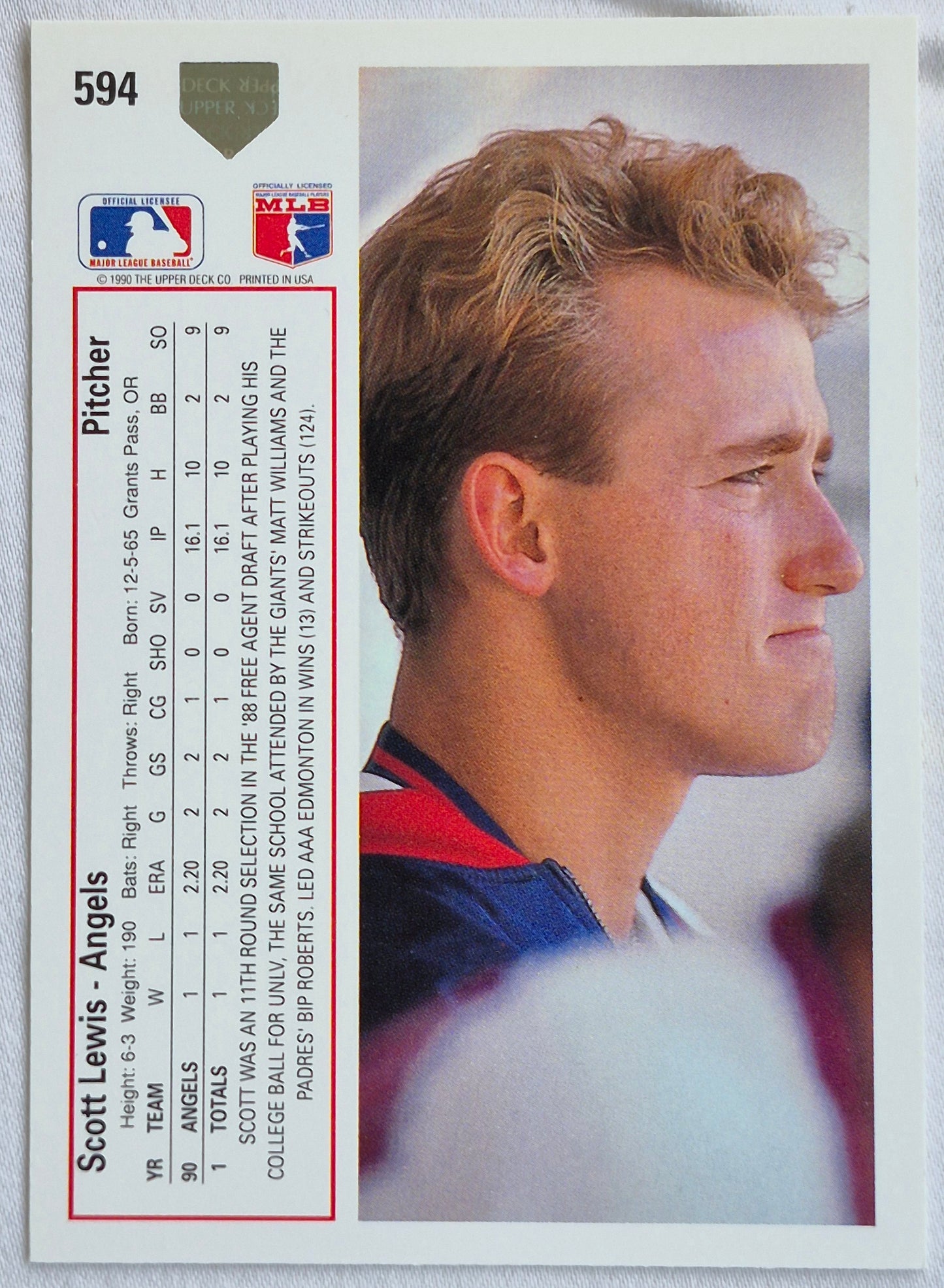 Scott Bailes California Angels Relief Pitcher 1992 Score #331 Baseballkarte (Exzellent)