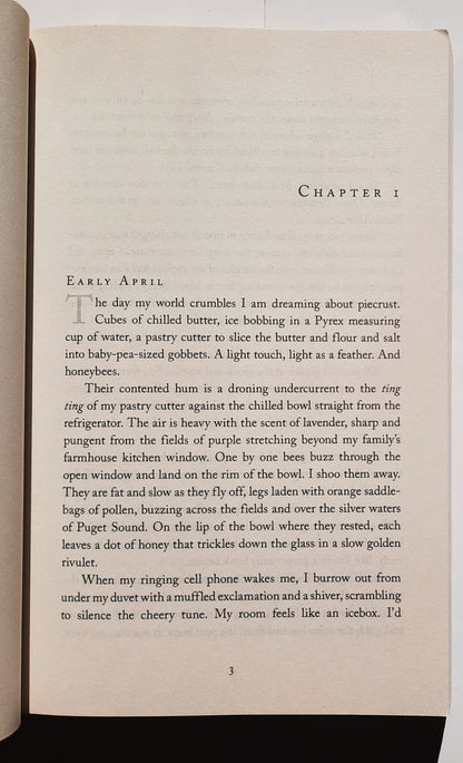 The Enlightenment of Bees by Rachel Linden (New, 2019, Pbk, 336 pages, Thomas Nelson)