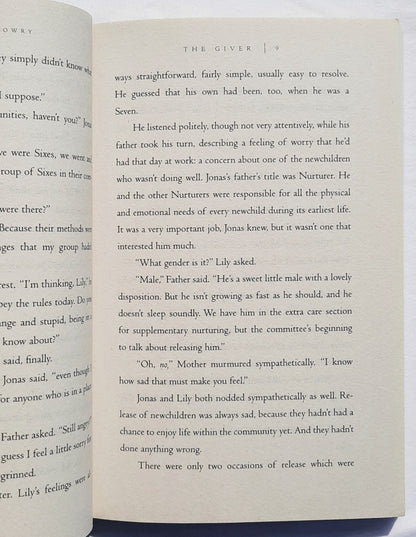The Giver by Lois Lowry (The Giver #1, Very Good, 1993, Pbk, 240 pages, Clarion Books)