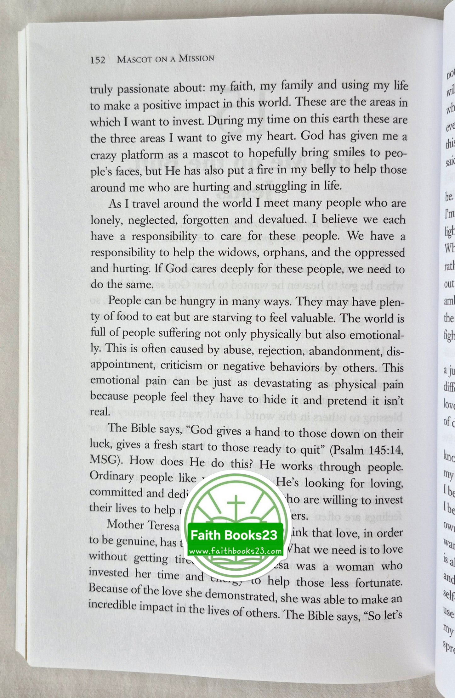 Mascot on a Mission by Dan Meers (Like new, 2019, Pbk, 176 pgs, Cross Training Pub., Author Signed)