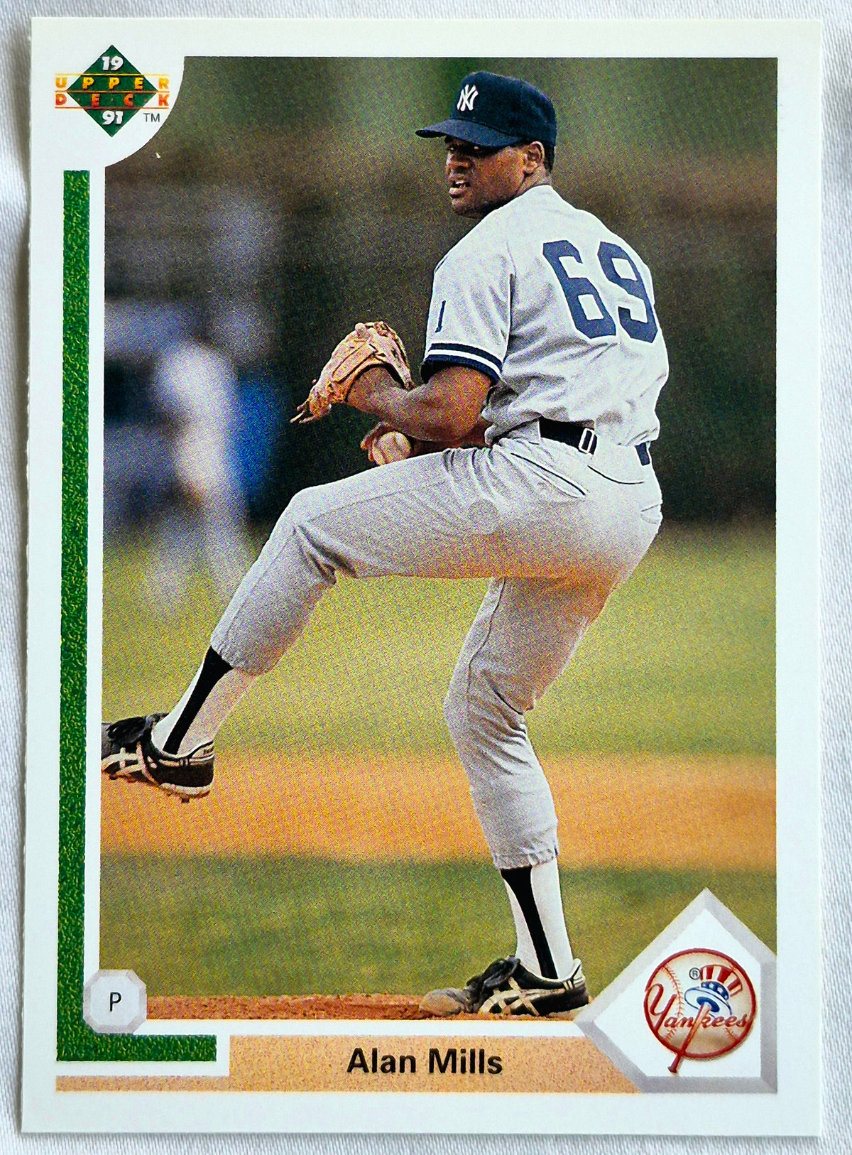 Bewertung '92 Julio Machado Milwaukee Brewers Relief Pitcher #353 Baseballkarte Nahezu Neuwertig
