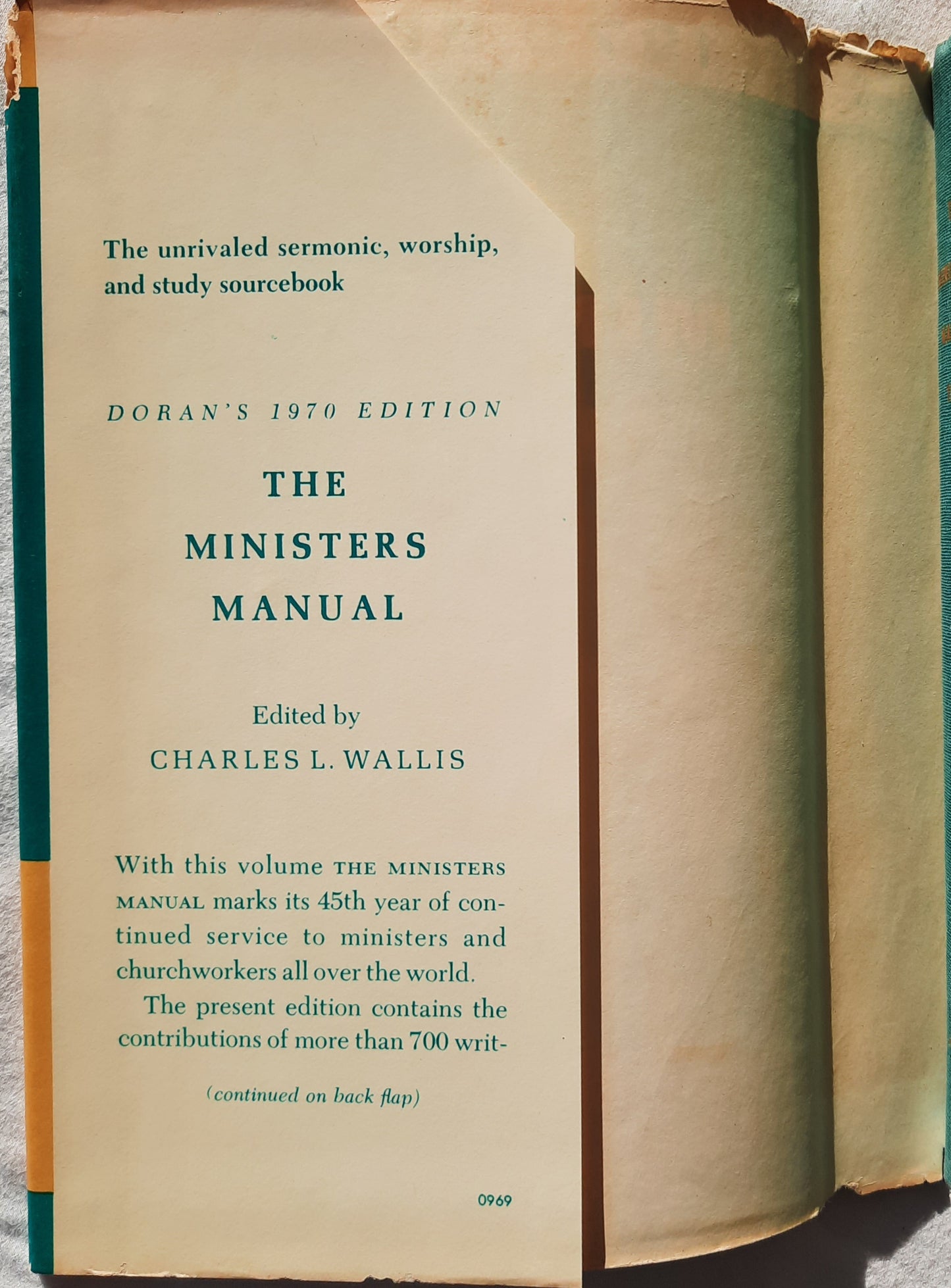 The Ministers Manual (Doran's) 1970 Edition edited by Charles L. Wallis (Good, 1969, HC, 341 pages, Harper & Row)