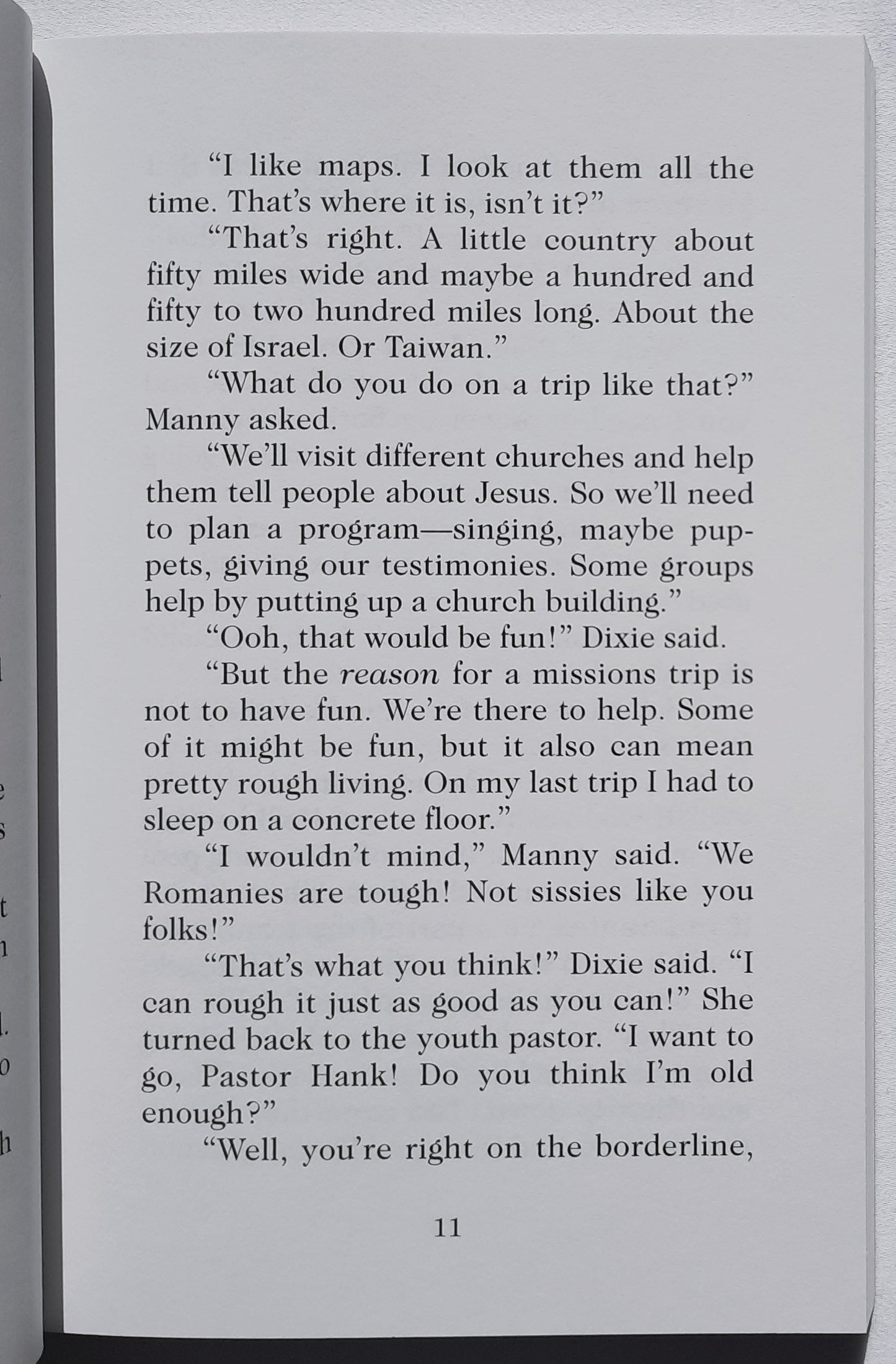 Dixie & Perry by Gilbert Morris (Dixie Morrie Adventure #8, New, 1999, Pbk, 176 pages, Moody Publishers)