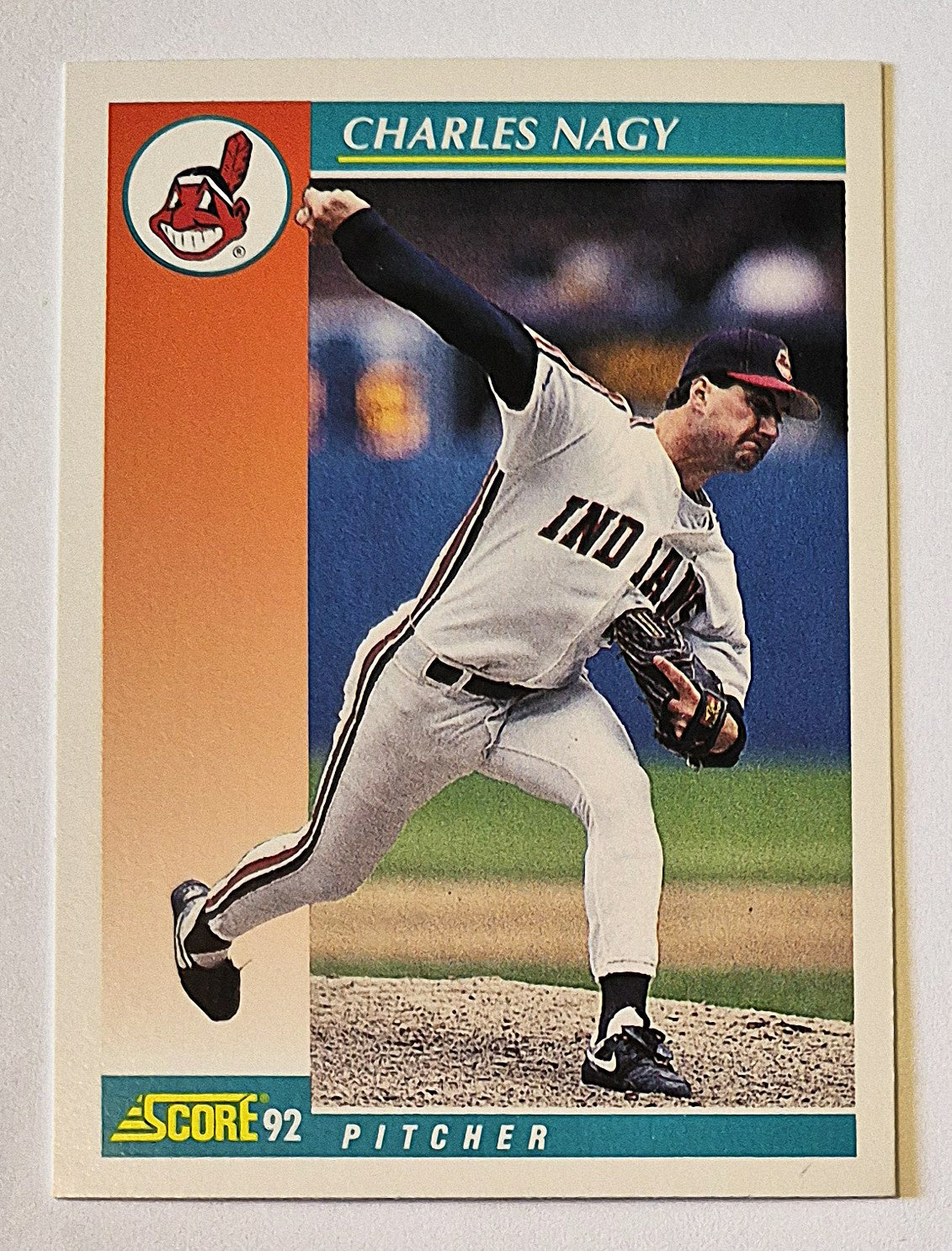Bewertung '92 Julio Machado Milwaukee Brewers Relief Pitcher #353 Baseballkarte Nahezu Neuwertig