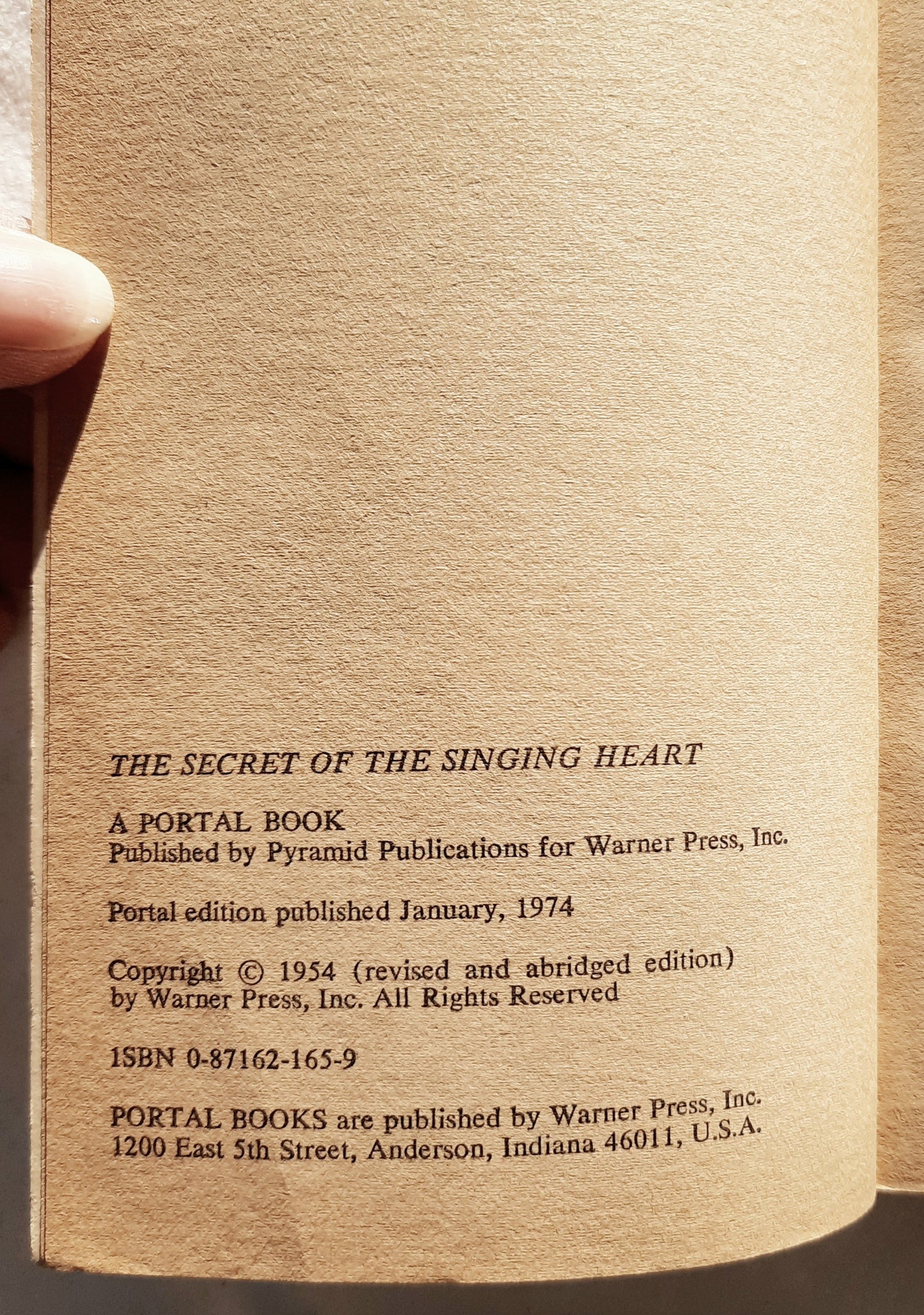 The Secret of the Singing Heart Revised and Abridged by C. W. Naylor (Good, 1974, PBK, 126 pages, Warner Press)