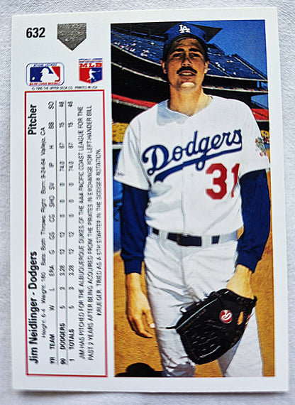 Bewertung '92 Julio Machado Milwaukee Brewers Relief Pitcher #353 Baseballkarte Nahezu Neuwertig