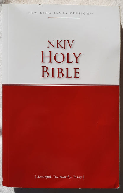 NKJV Holy Bible Economy Edition (Very Good, 2016, PBK, 614 pages, Thomas Nelson)