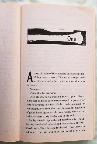 Bone by Bone by Carol O'Connell (Very good, 2009, Pbk, 463 pages, Penguin)