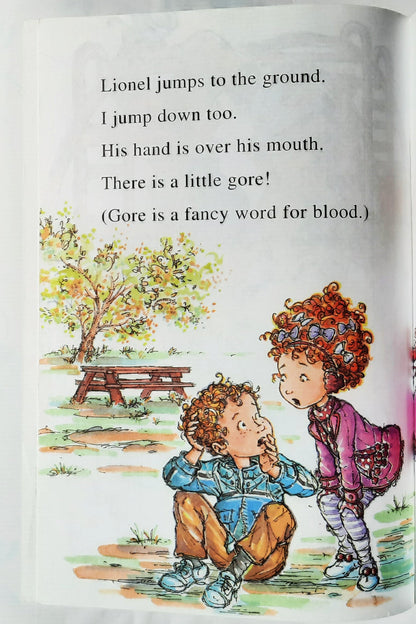 Fancy Nancy and the Too-Loose Tooth von Jane O'Conner (Sehr gut, 2015, Paperback, 32 Seiten, Scholastic)