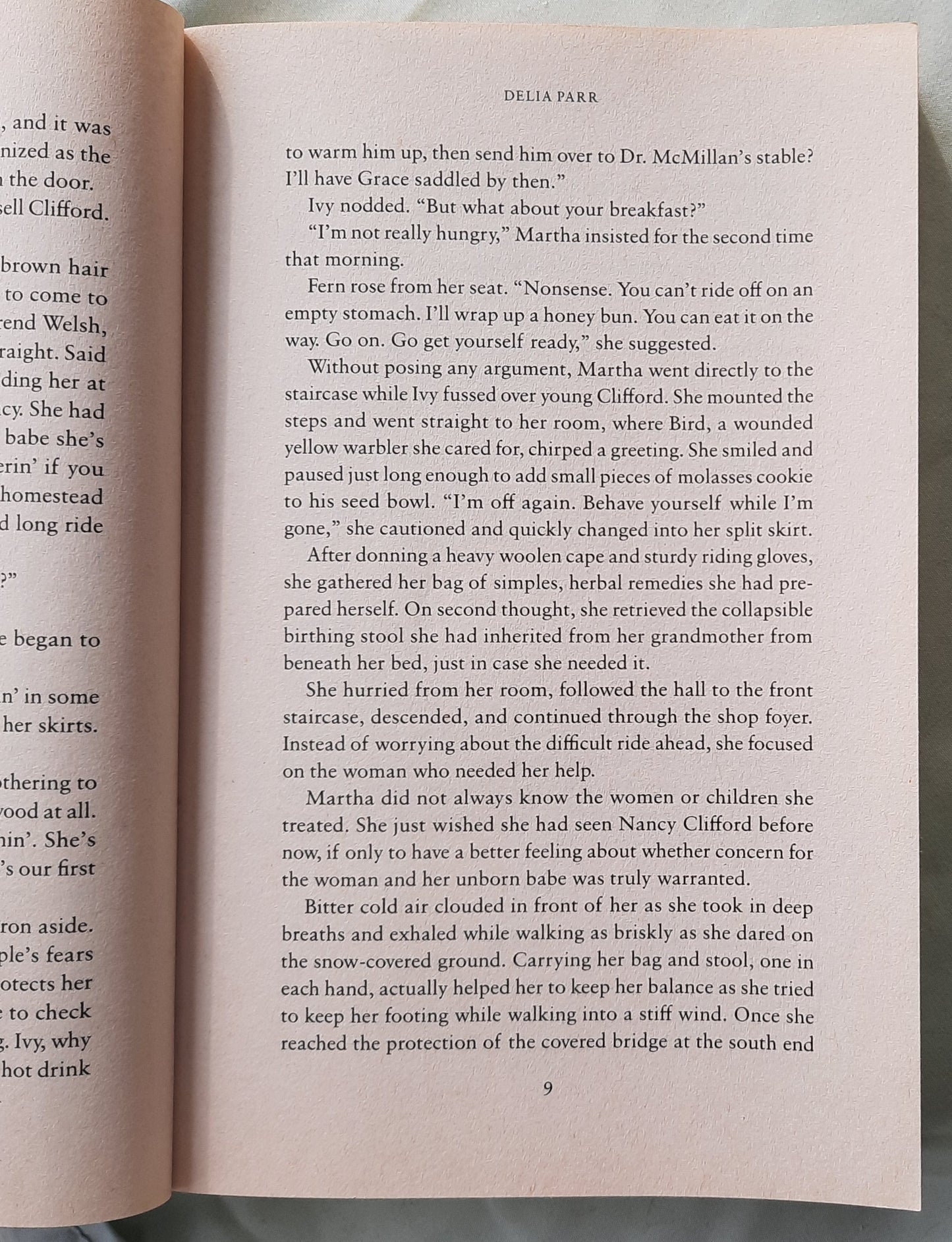 The Midwife's Choice by Delia Parr (At Home in Trinity #2, Very good, 2015, Pbk, 328 pages, Bethany House)