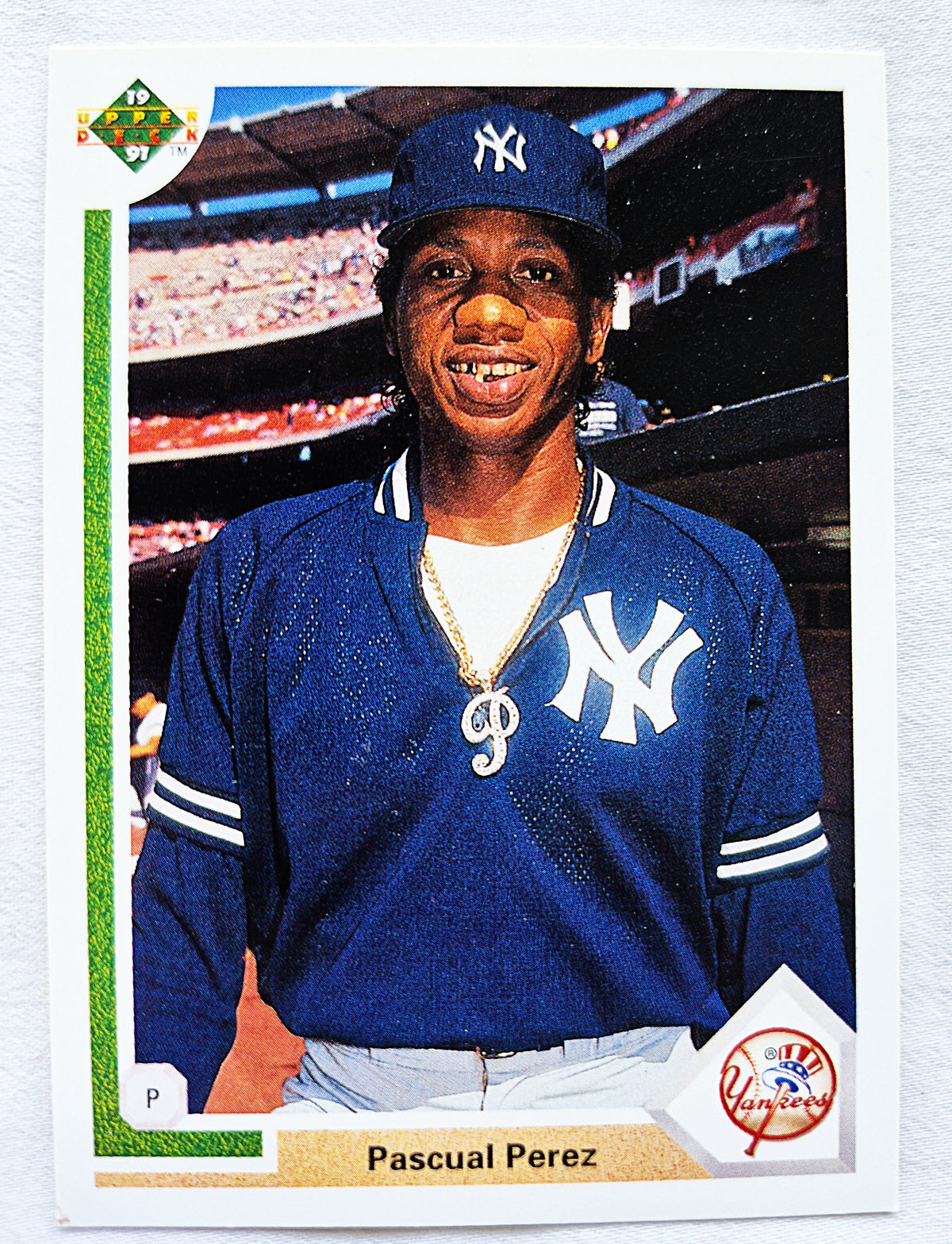 Bewertung '92 Julio Machado Milwaukee Brewers Relief Pitcher #353 Baseballkarte Nahezu Neuwertig