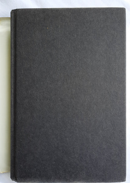 He Shall Thunder in the Sky by Elizabeth Peters (Amelia Peabody #12, Very good, 2000, HC, 415 pages, William Morrow)